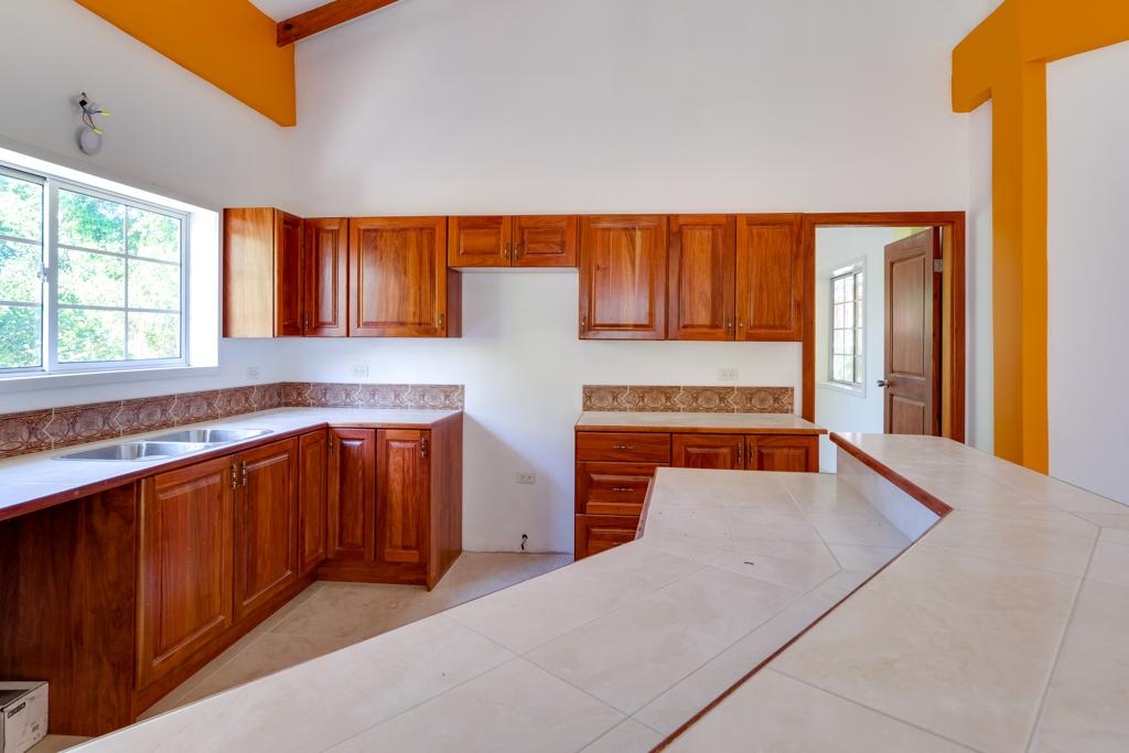 listing image with ID 2496