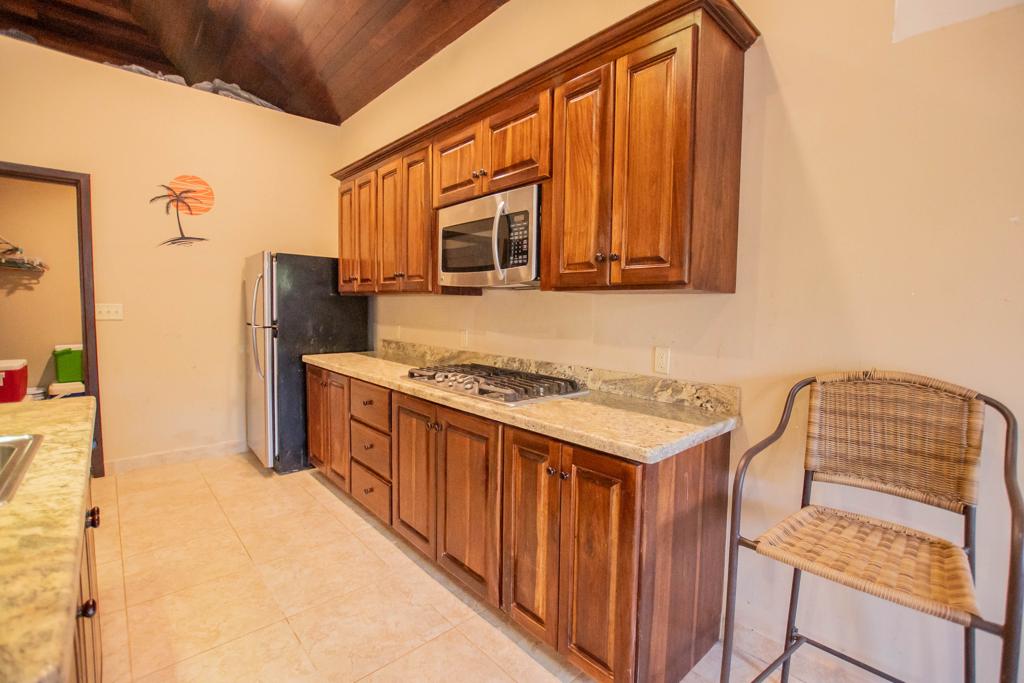 listing image with ID 7056