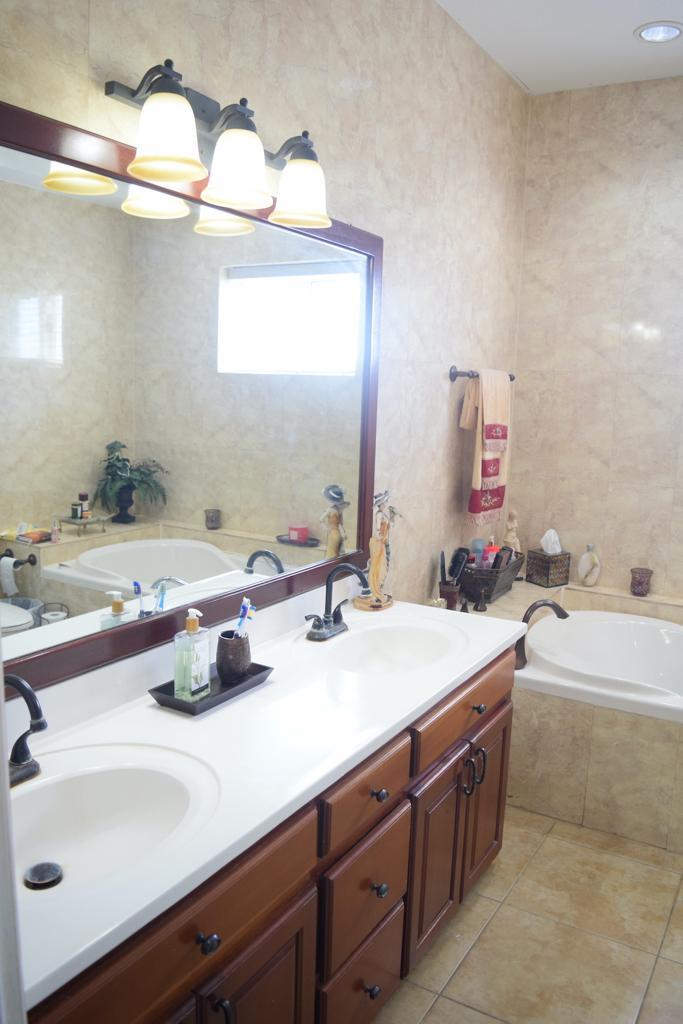 listing image with ID 25716