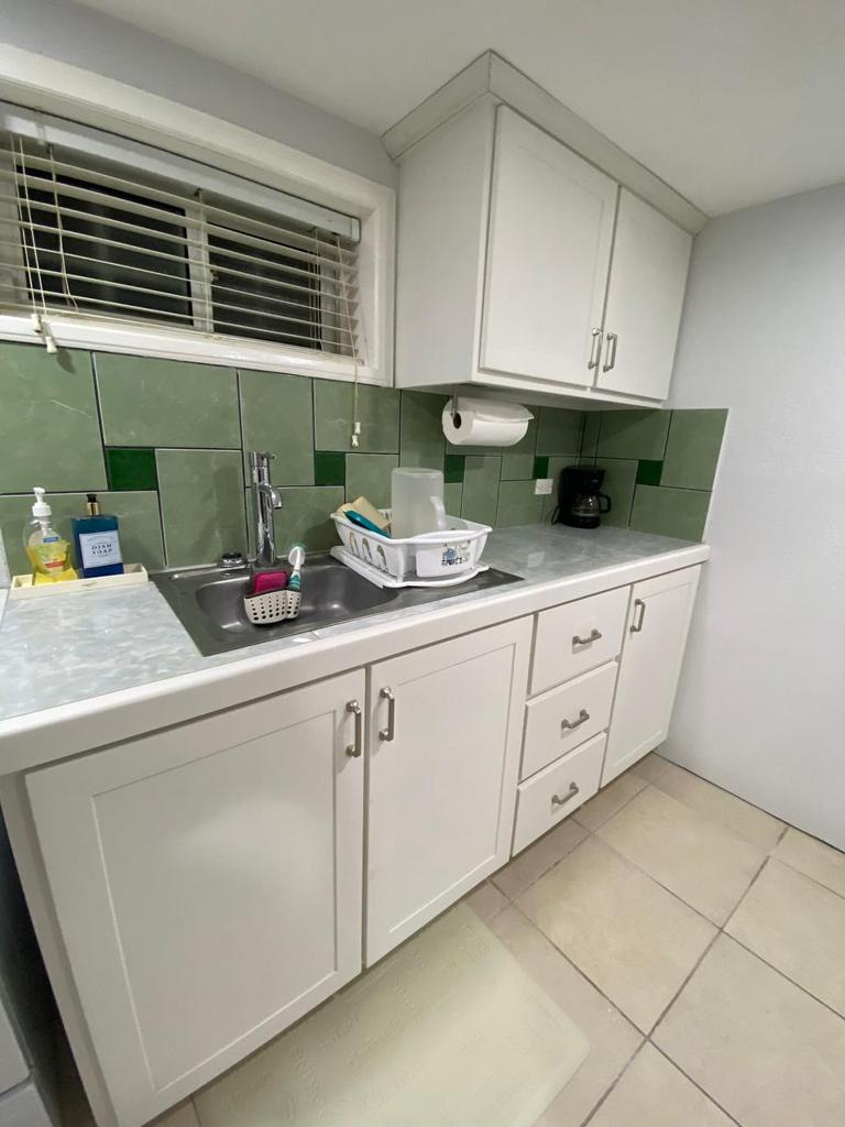 listing image with ID 25704