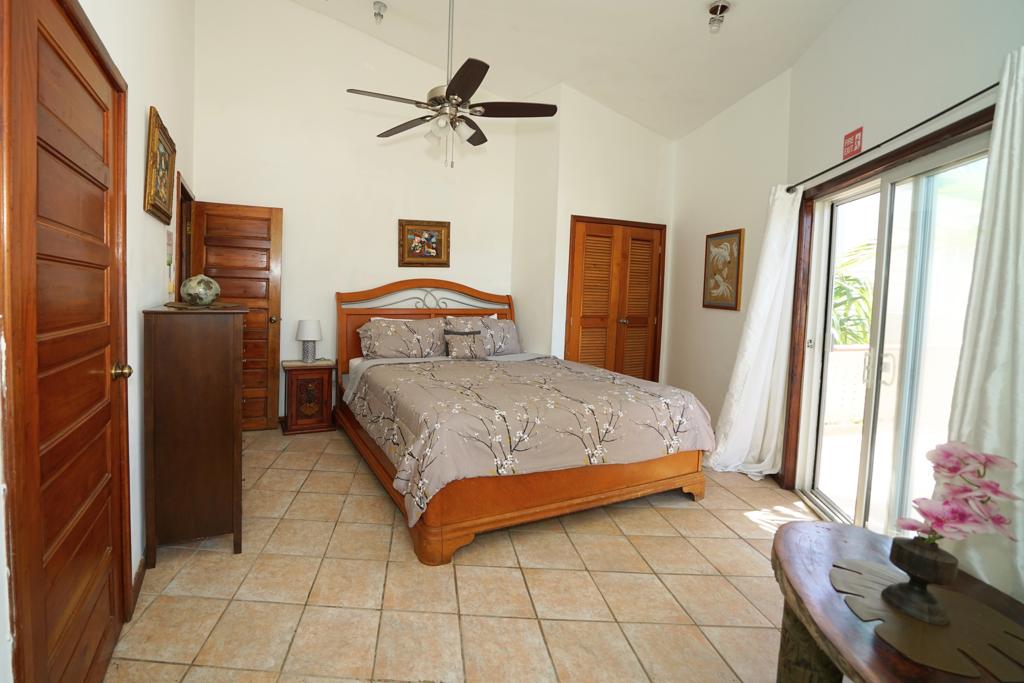 listing image with ID 30084