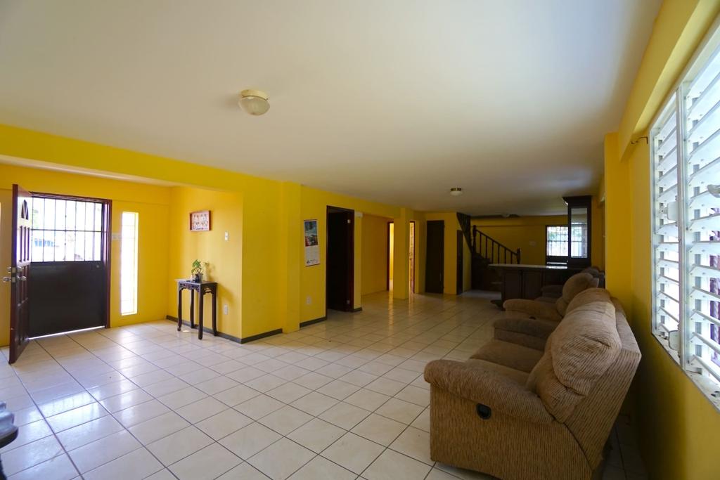 listing image with ID 32042