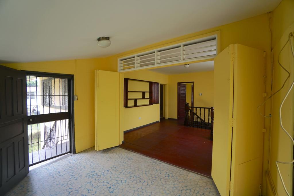 listing image with ID 32053