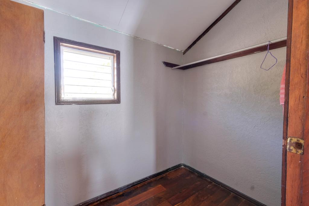 listing image with ID 33810