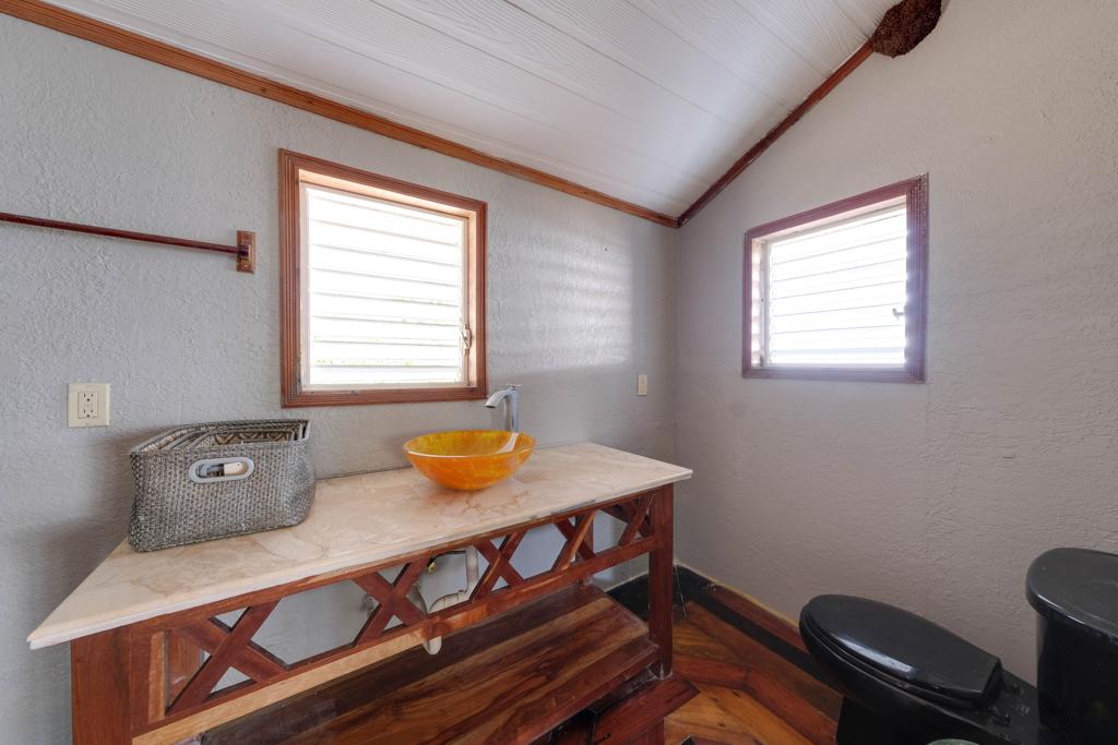 listing image with ID 34009