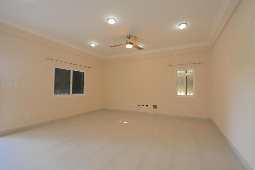 listing image with ID 36590