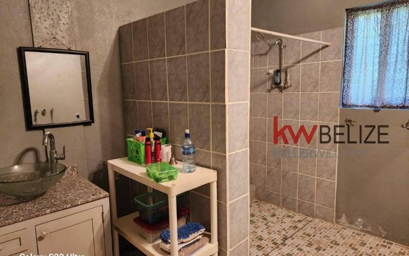 listing image with ID 36700