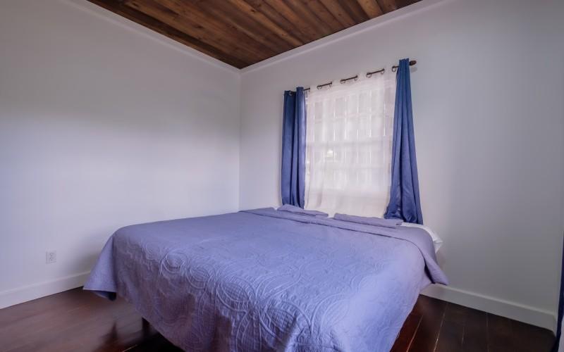 listing image with ID 36500