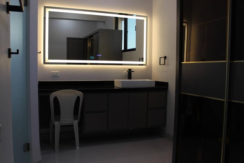 listing image with ID 45900