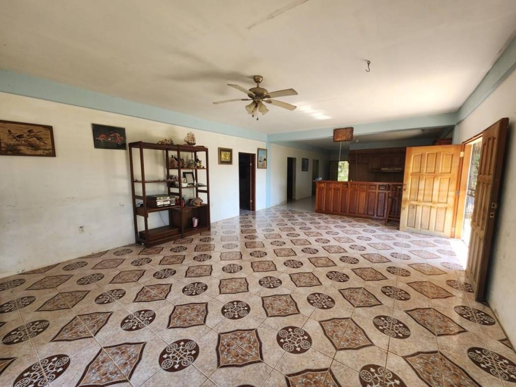 listing image with ID 43940
