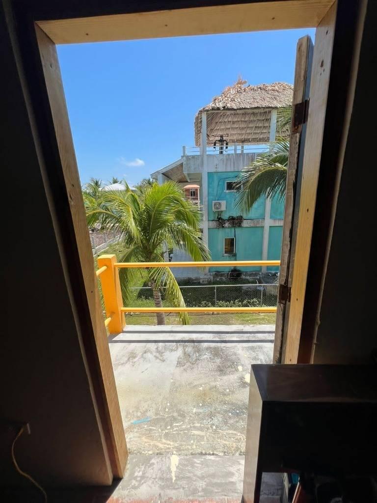 listing image with ID 40300