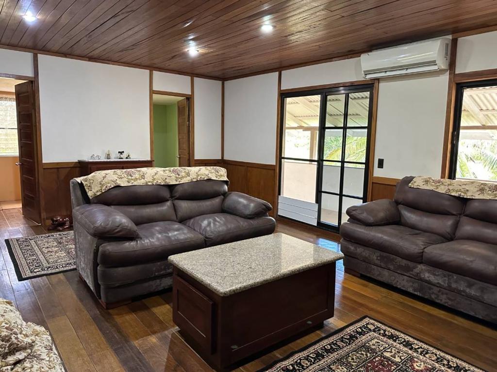 listing image with ID 40868