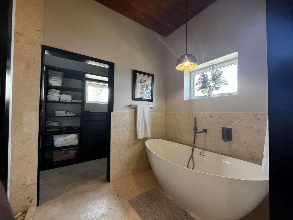 listing image with ID 48400