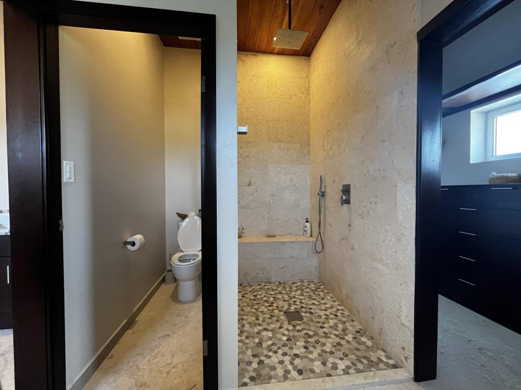 listing image with ID 48402
