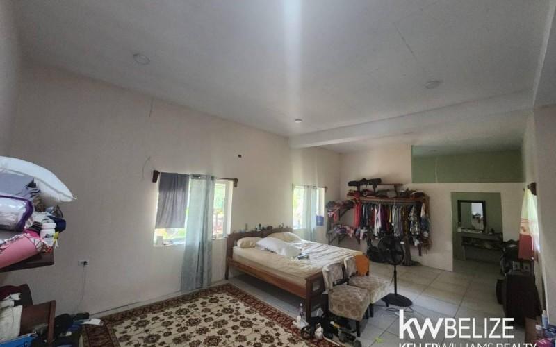 listing image with ID 49933