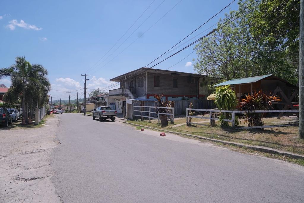 listing image with ID 49895