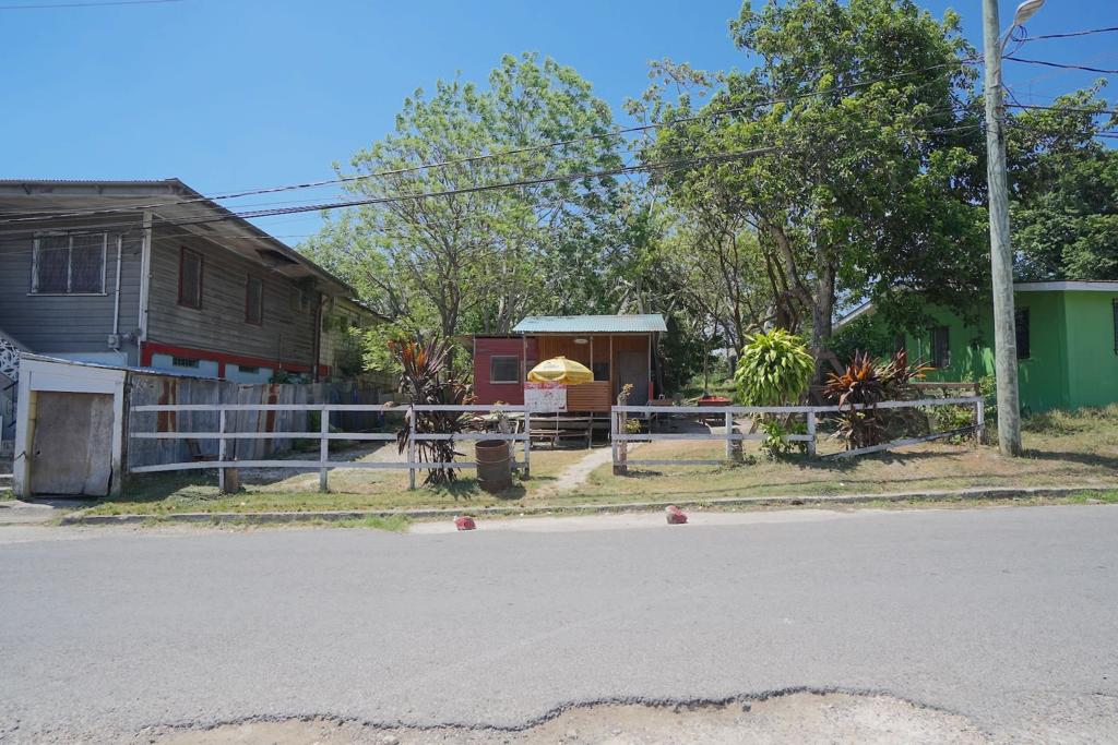 listing image with ID 49892