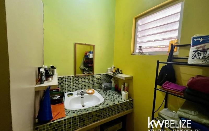 listing image with ID 50052