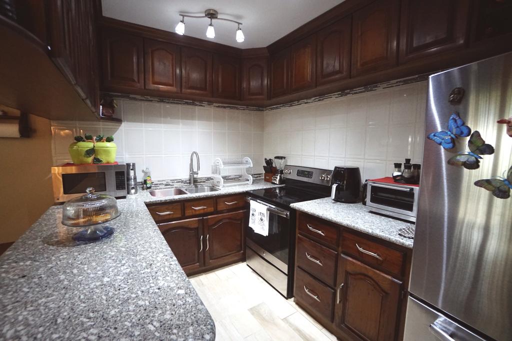listing image with ID 49500