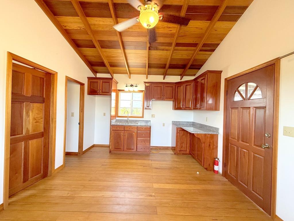 listing image with ID 49998