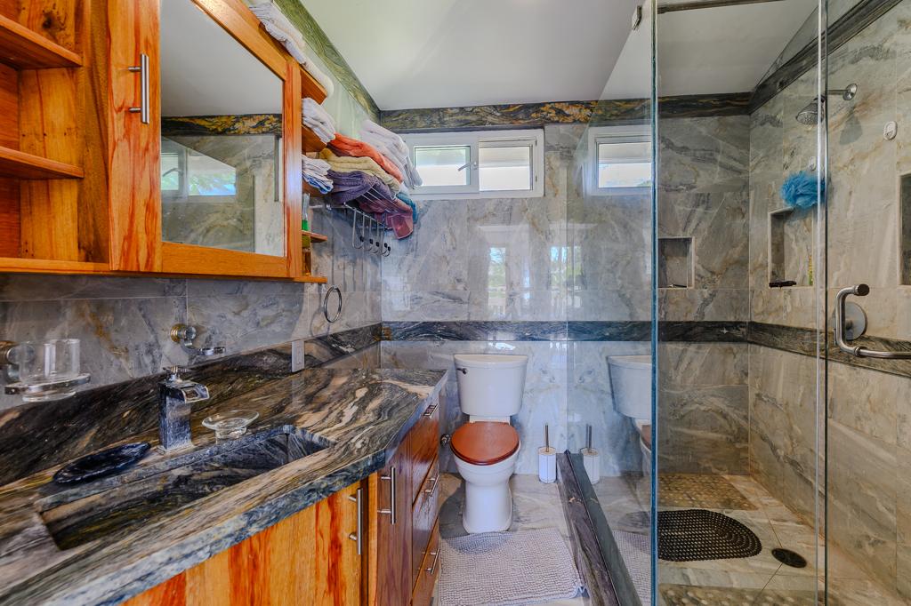listing image with ID 50827