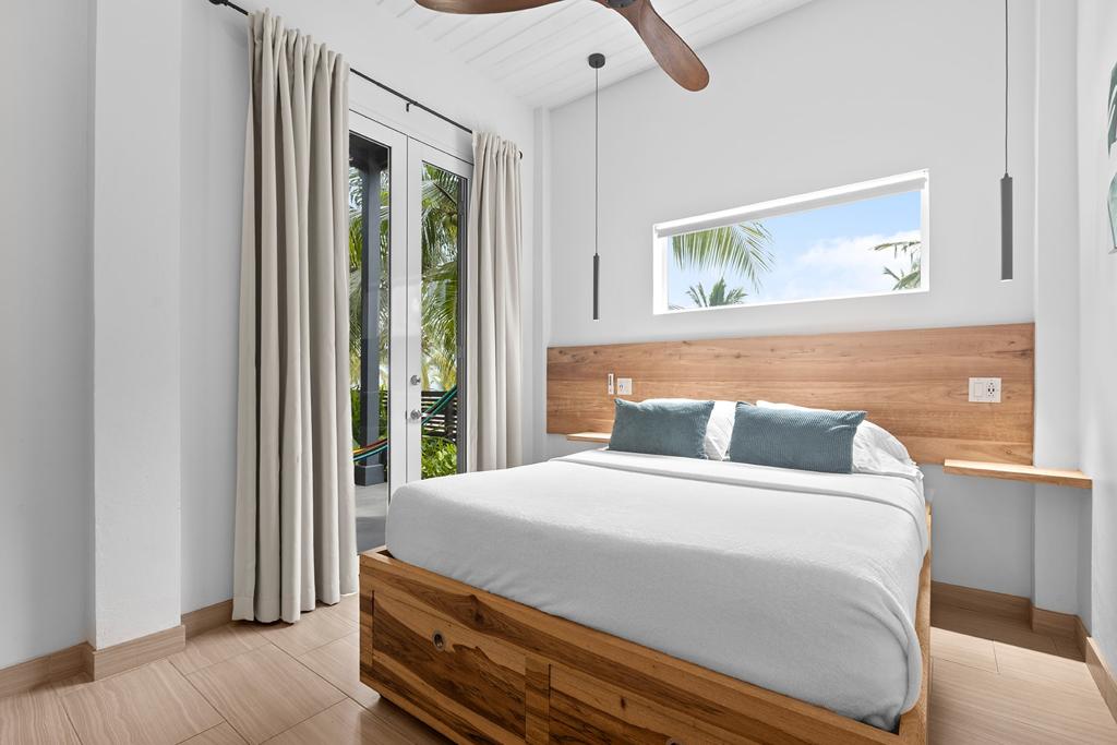 listing image with ID 61102