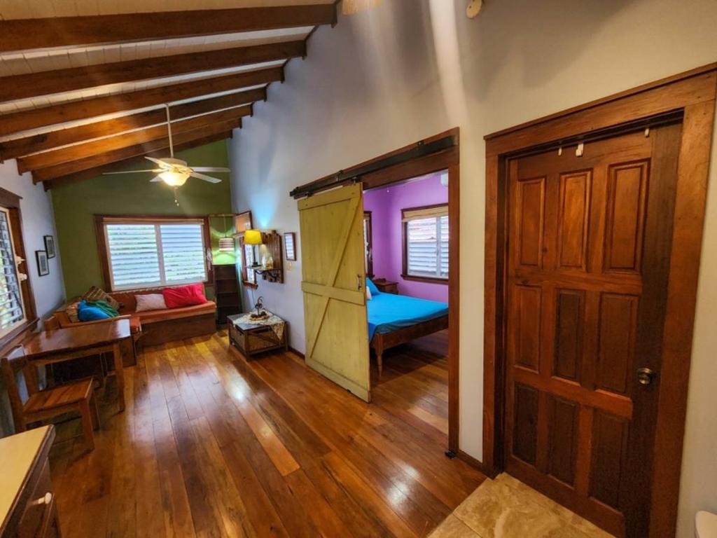 listing image with ID 66070