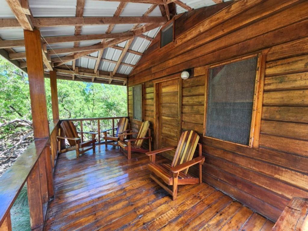 listing image with ID 65930