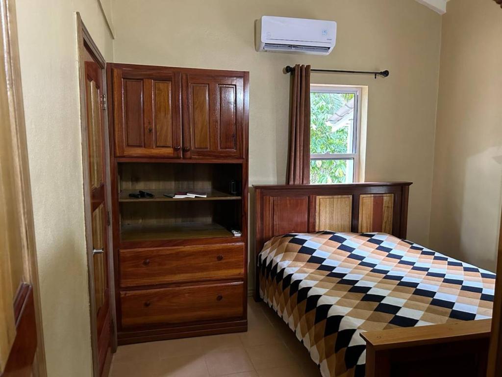 listing image with ID 65908