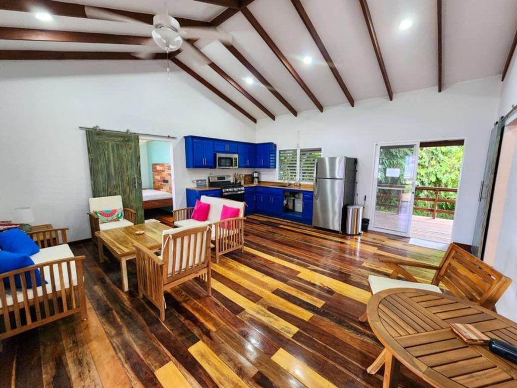 listing image with ID 64651