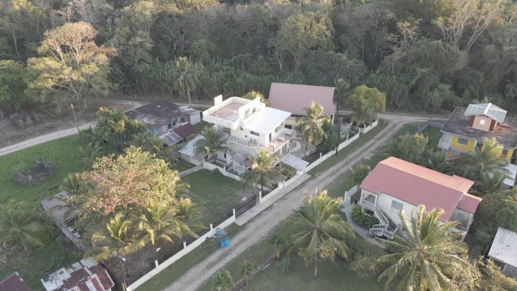 listing image with ID 66200