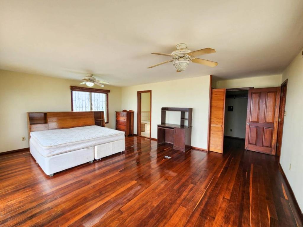 listing image with ID 66482