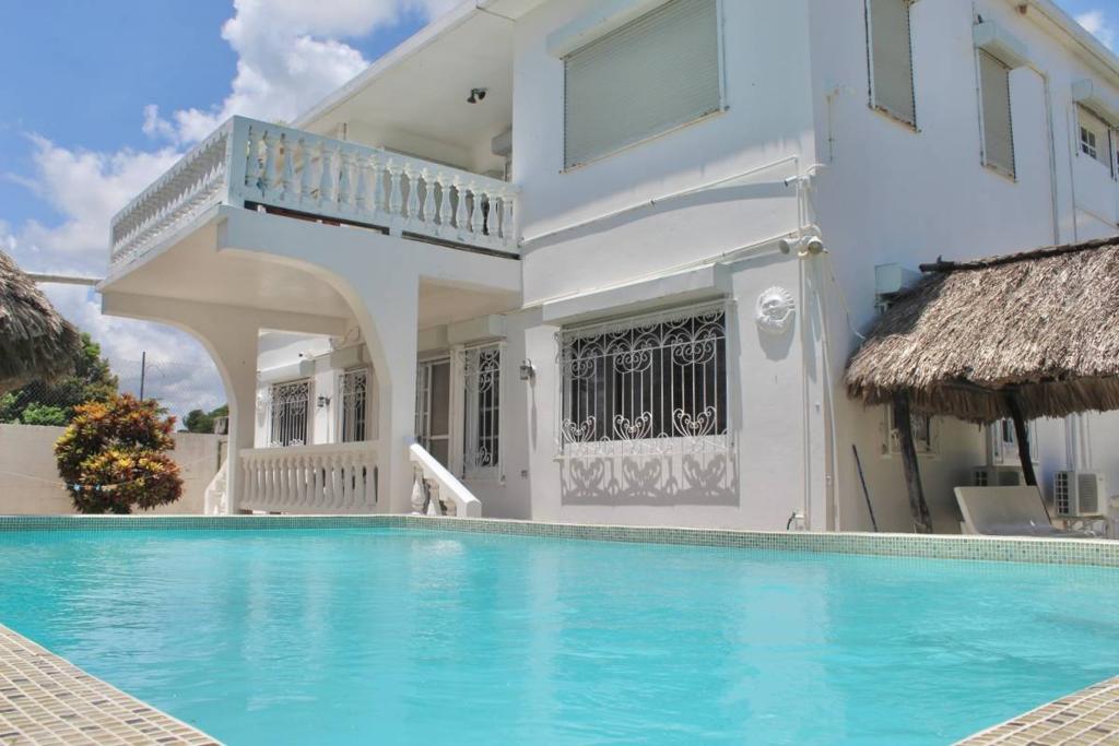 listing image with ID 67100