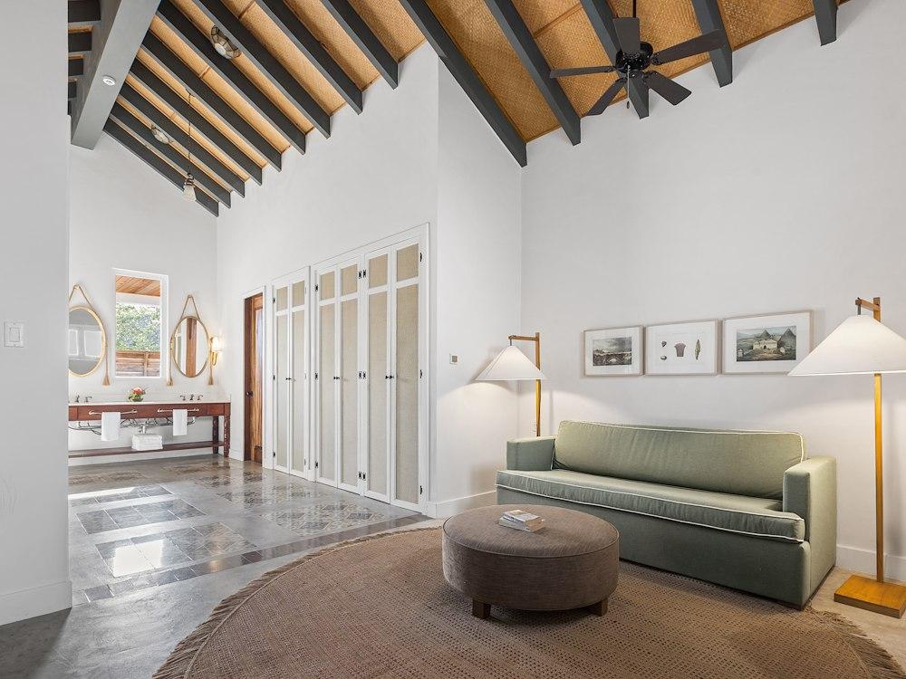 listing image with ID 69023