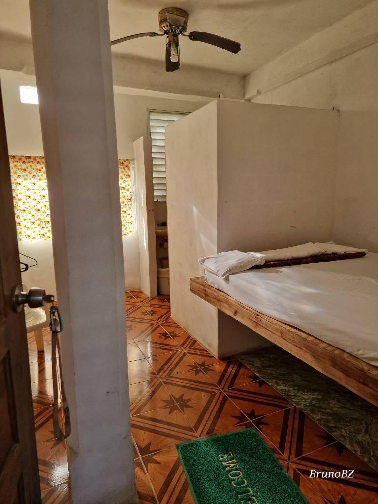 listing image with ID 64099