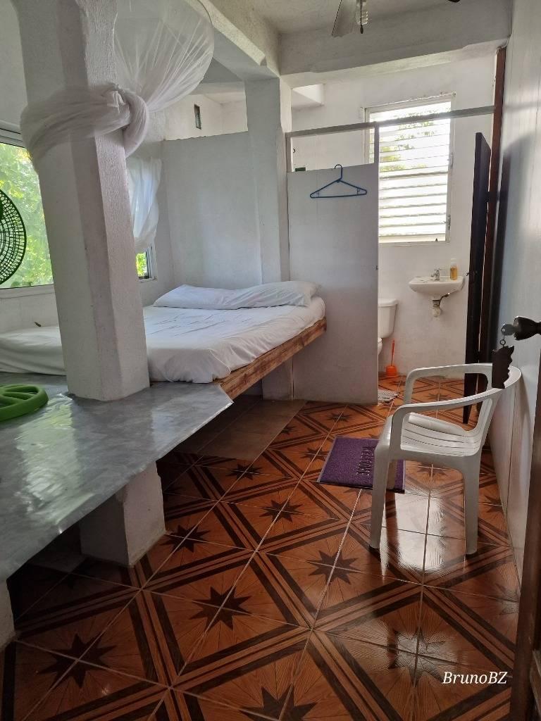 listing image with ID 64097