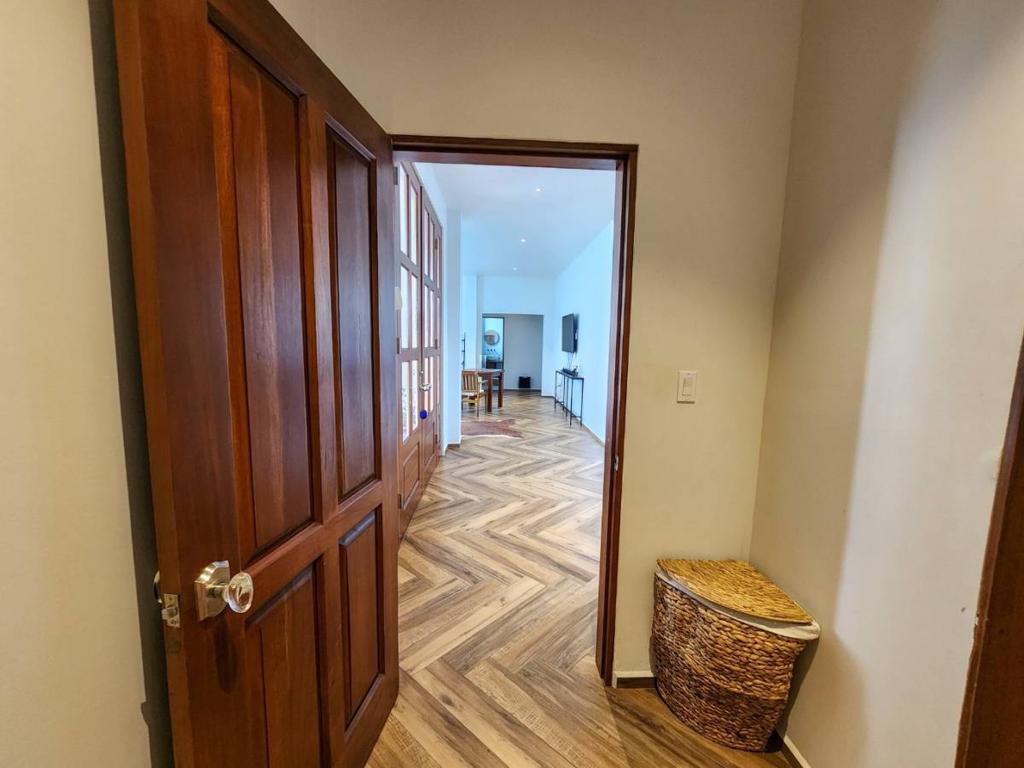 listing image with ID 64827