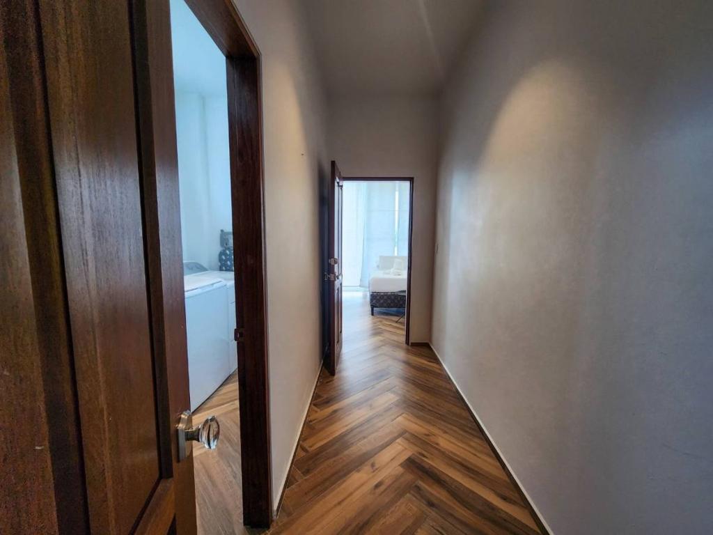 listing image with ID 64833