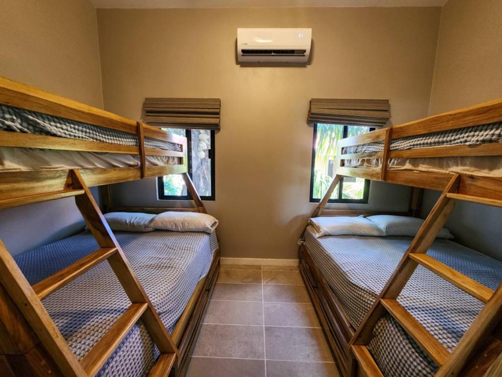 listing image with ID 66776