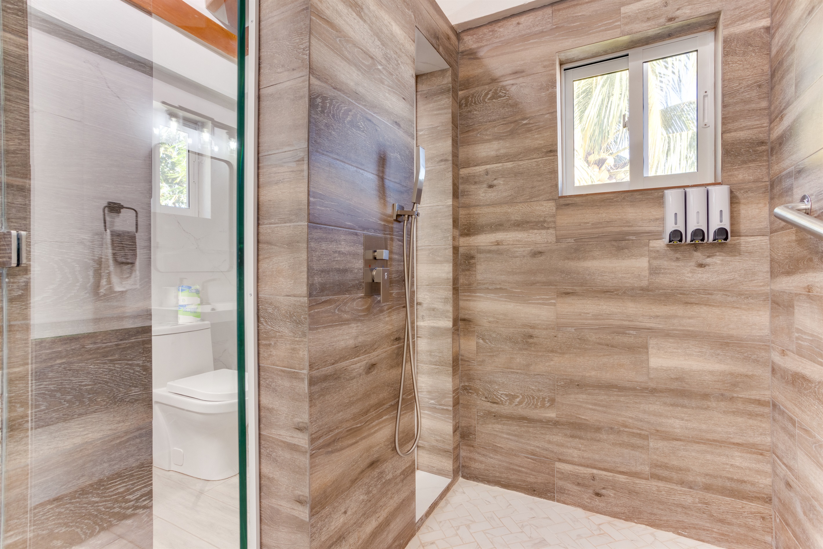 listing image with ID 69422