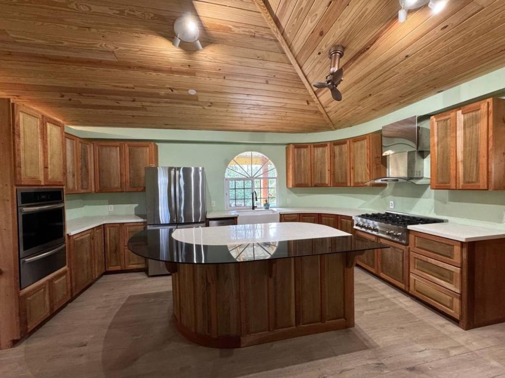 listing image with ID 69889