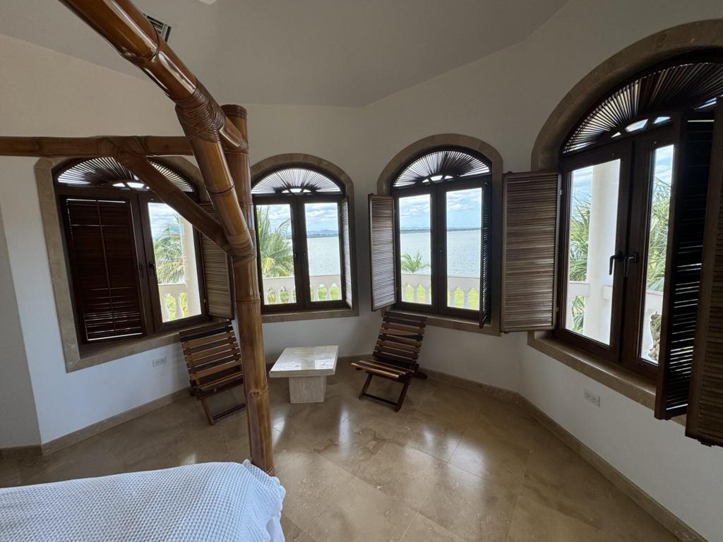 listing image with ID 69608