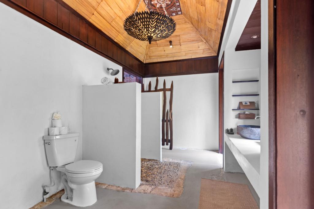 listing image with ID 70228