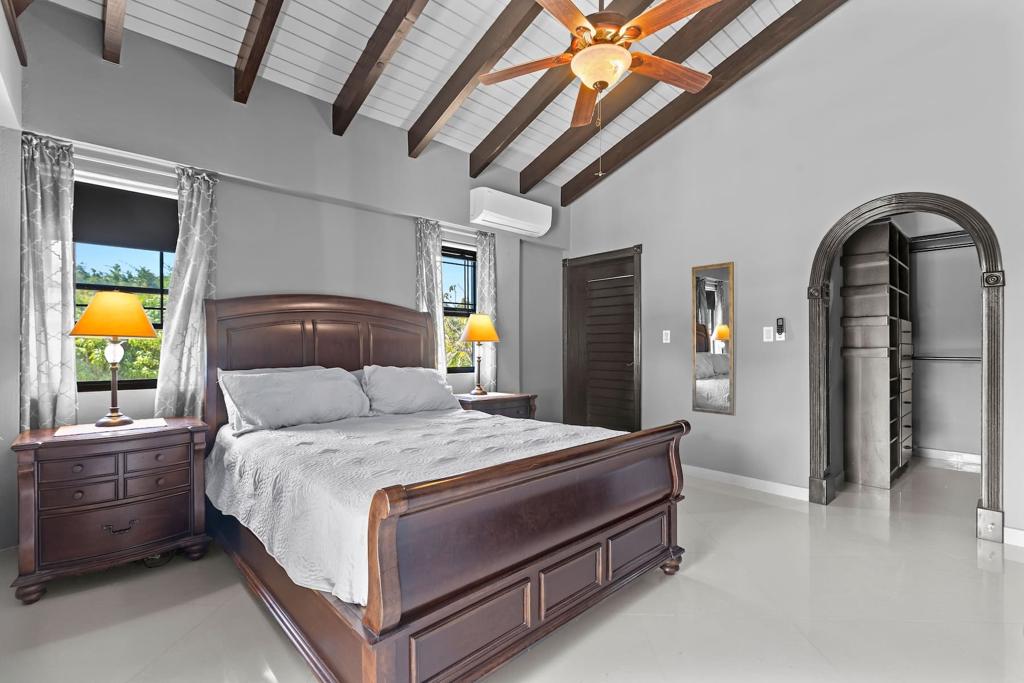 listing image with ID 70985