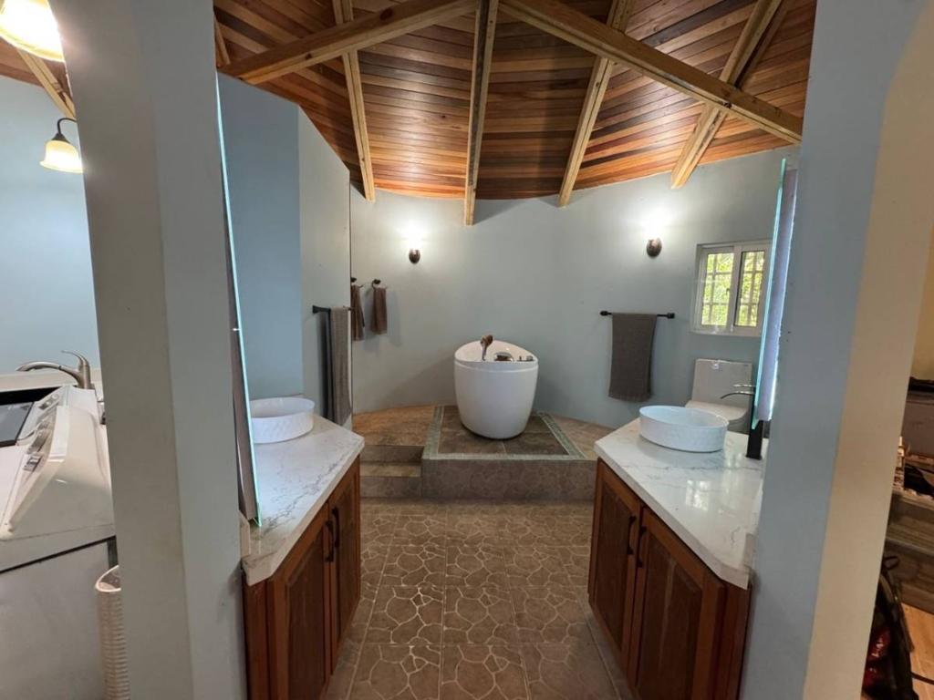 listing image with ID 69897