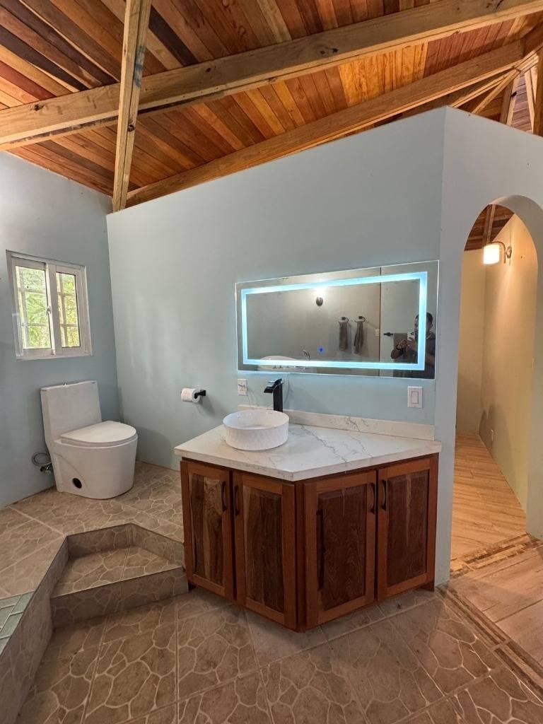 listing image with ID 69900