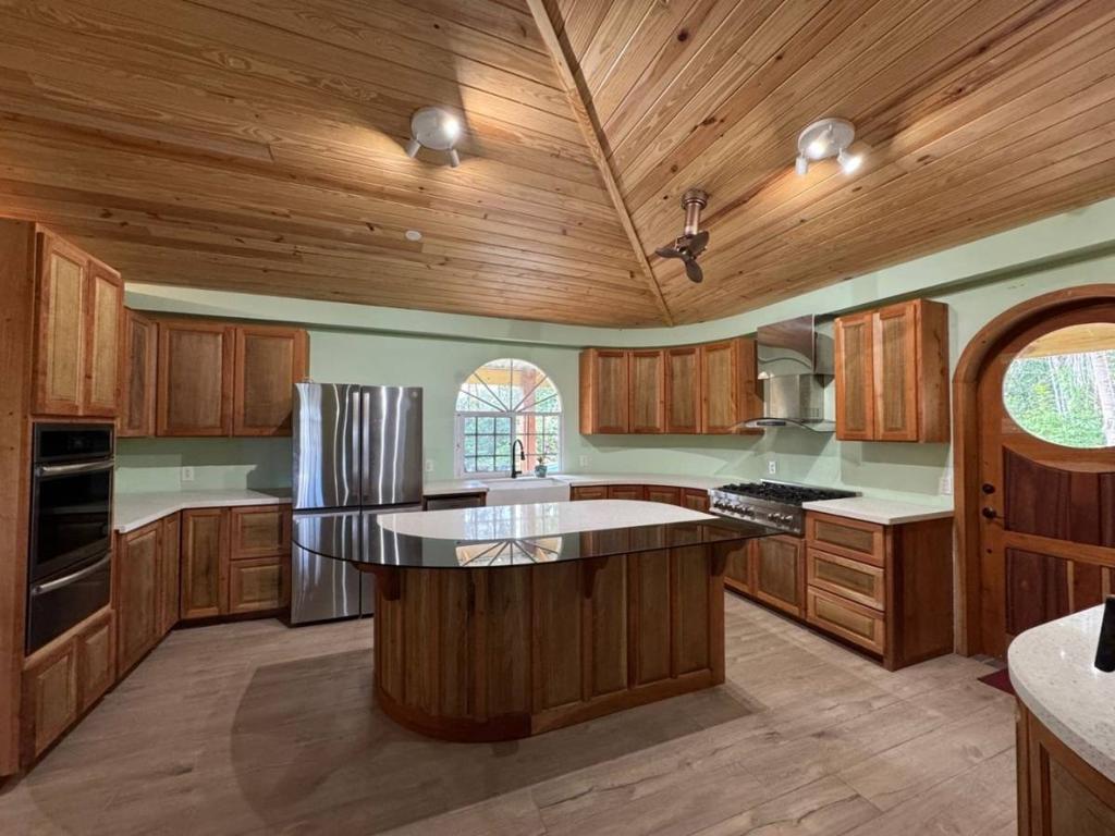 listing image with ID 69885