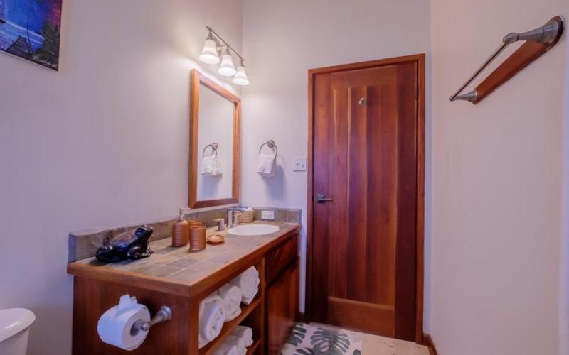 listing image with ID 70500