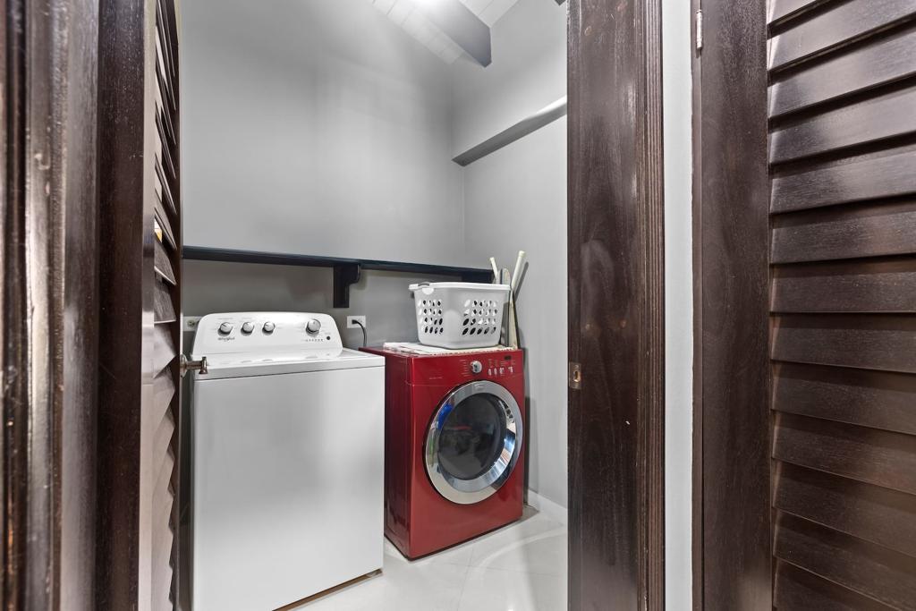 listing image with ID 70990