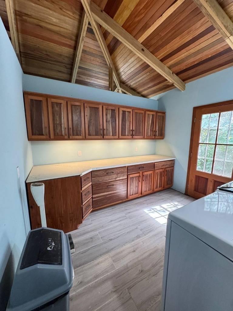 listing image with ID 69896